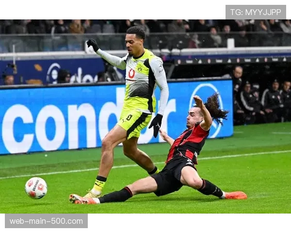 多特蒙德2-2战平法兰克福，主场连胜纪录遭终结